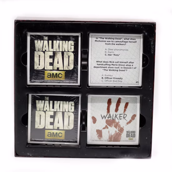 カスタムタロットカードゲーム金属グリーティングクラフト紙プラスチック PVC ポーカーデッキトレーディングトランプ卸売