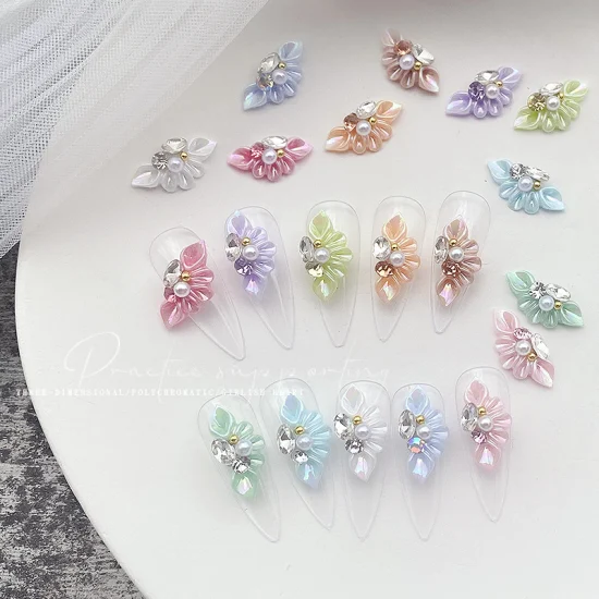 卸売 3D サイドアクリル花ネイルチャーム爪彫刻樹脂ラインストーン特殊形状ダイヤモンド花びらスケール装飾